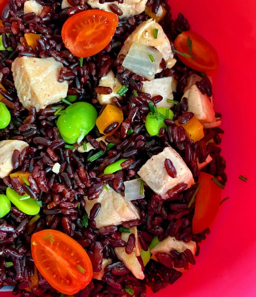 Riso nero con salmone, fave, avocado e verdurine | Bananna Kitchen 05058732 ffe5 41ab 8172 28643bcb05ab 1 | Bananna Kitchen