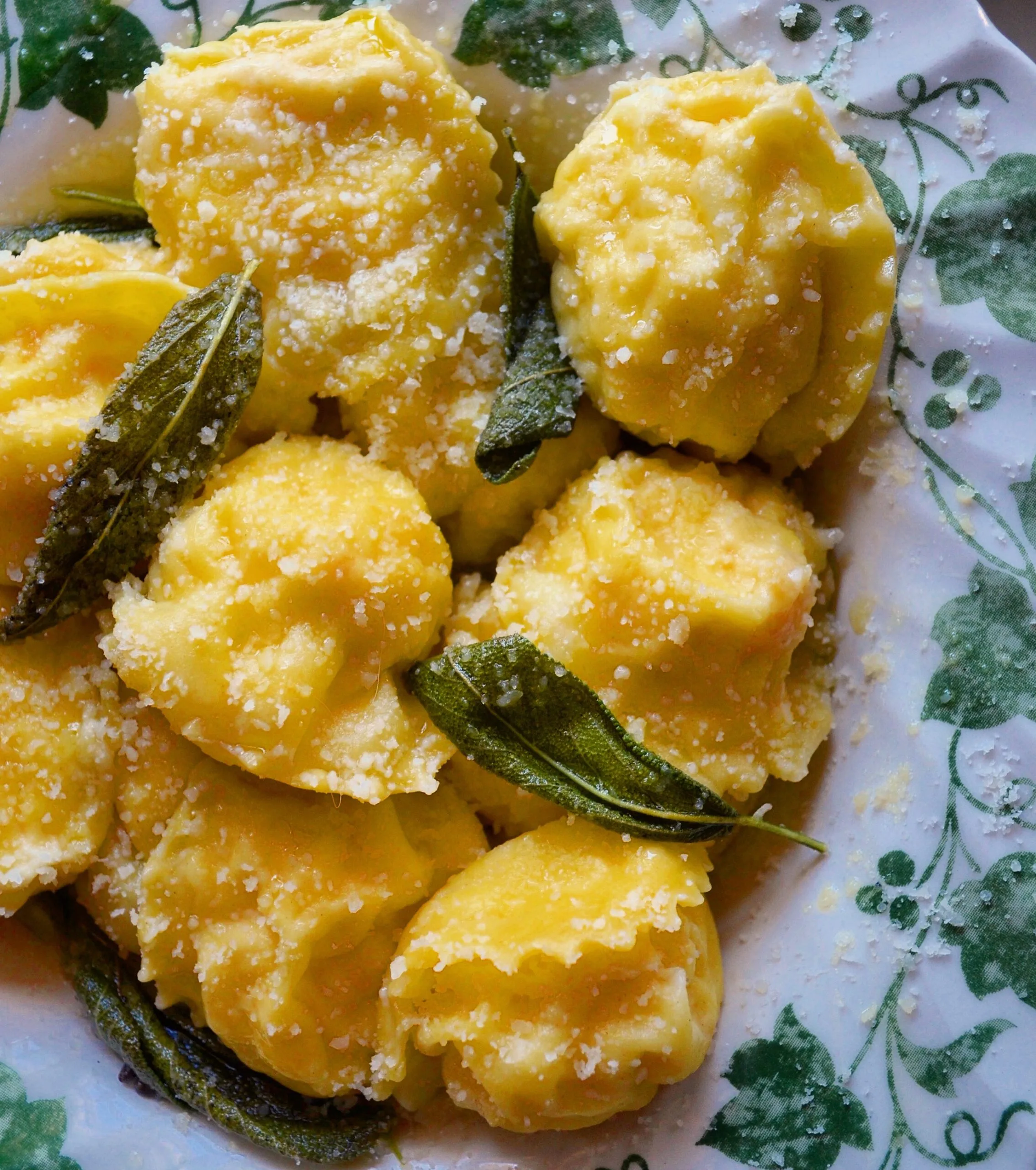 Ravioli di zucca, ricotta e pecorino | Bananna Kitchen 23c3afff a1e9 485e b79d d63395940121 scaled | Bananna Kitchen