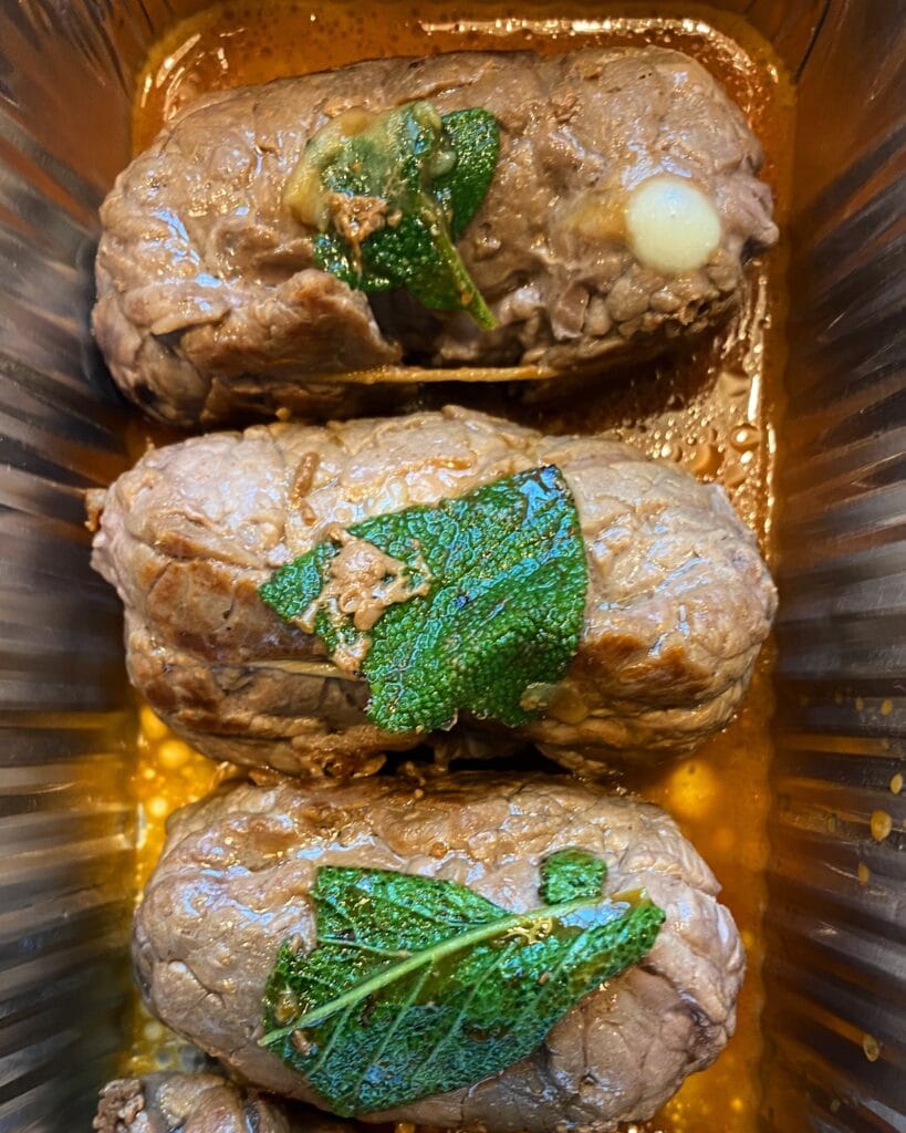 Rolatine di vitello ripiene di cotto e fontina | Bananna Kitchen 92e9d62a 2fee 445c 9ab4 a8a0fe9cb1cb | Bananna Kitchen