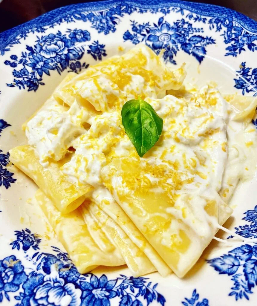 Paccheri stracciatella, lime e bottarga | Bananna Kitchen 97aaa266 511e 478c aa6a cea5d40ff9b3 | Bananna Kitchen